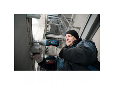 Аккумуляторный ударный гайковёрт GDS 18 V-LI HT