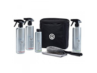 Набор Volkswagen для ухода за автомобилем, в специальной сумке от VAG Набор Volkswagen для ухода за автомобилем, в специальной сумке